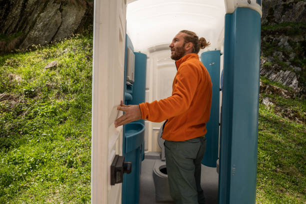 Best Portable restroom trailer rental  in Broussard, LA